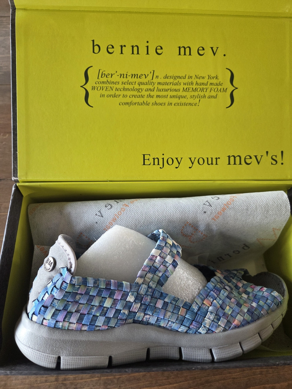 bernie mev. Woven Pastel Blue Multi Slip-On Sneaker